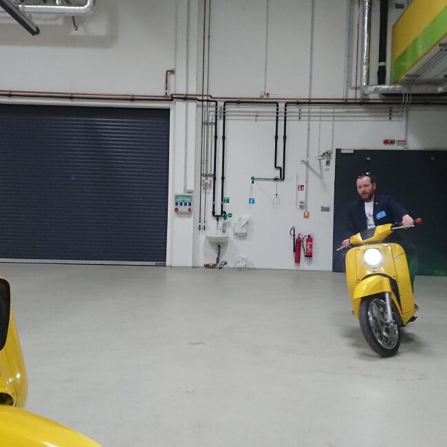 Hydrogen scooter